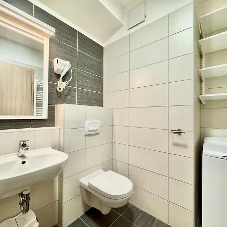 Lumen - Corvin 2 * Budapeste